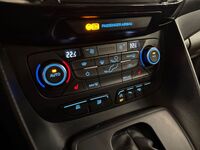 Ford Grand Tourneo Connect vaihtoauto