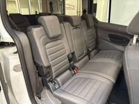 Ford Grand Tourneo Connect vaihtoauto