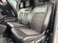 Opel Vivaro vaihtoauto