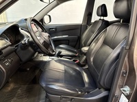 Mitsubishi L200 vaihtoauto