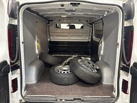 Opel Vivaro vaihtoauto