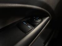 Ford Transit Connect vaihtoauto