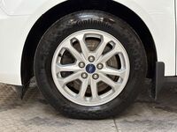 Ford Transit Connect vaihtoauto