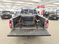 Nissan Navara vaihtoauto