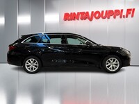 SEAT Leon Sportstourer vaihtoauto