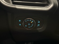 Ford Tourneo Courier vaihtoauto