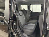 Ford Tourneo Courier vaihtoauto