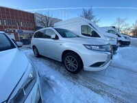 Mitsubishi Outlander PHEV vaihtoauto