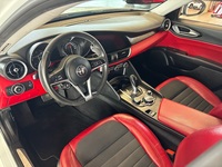 Alfa Romeo Giulia vaihtoauto
