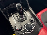 Alfa Romeo Giulia vaihtoauto