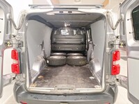 Opel Vivaro vaihtoauto