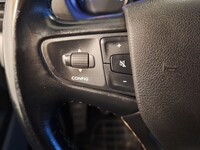 Opel Vivaro vaihtoauto