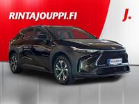 Toyota bZ4X vaihtoauto