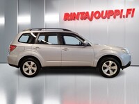 Subaru Forester vaihtoauto