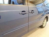 Toyota Previa vaihtoauto