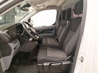 Opel Vivaro vaihtoauto