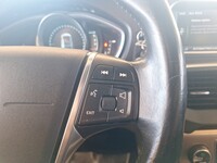 Volvo V40 Cross Country vaihtoauto