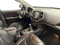 Jeep Cherokee vaihtoauto