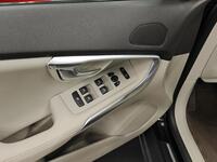 Volvo V40 Cross Country vaihtoauto