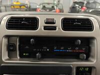 Toyota Hiace vaihtoauto