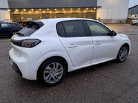 Peugeot 208 vaihtoauto