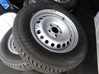 Ford Transit Courier vaihtoauto