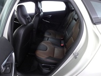 Volvo V40 Cross Country vaihtoauto