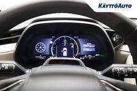 Lexus LBX vaihtoauto