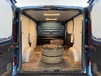 Opel Vivaro vaihtoauto