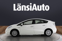 Toyota Prius PHEV vaihtoauto