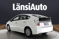 Toyota Prius PHEV vaihtoauto
