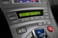 Toyota Prius PHEV vaihtoauto