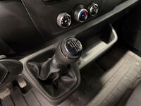 Nissan NV400 vaihtoauto