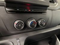 Nissan NV400 vaihtoauto