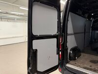 Nissan NV400 vaihtoauto