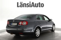 Volkswagen Jetta vaihtoauto