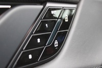 Porsche Taycan vaihtoauto