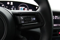 Porsche Taycan vaihtoauto