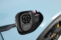 Porsche Taycan vaihtoauto