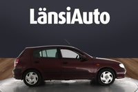 Nissan Almera vaihtoauto