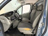 Opel Vivaro vaihtoauto