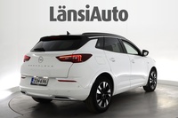 Opel Grandland vaihtoauto