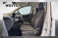 Ford Transit Courier vaihtoauto