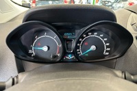 Ford Transit Courier vaihtoauto