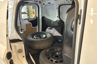 Ford Transit Courier vaihtoauto