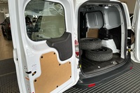 Ford Transit Courier vaihtoauto