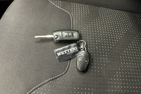 Ford Transit Courier vaihtoauto