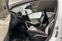 Volvo V40 Cross Country vaihtoauto