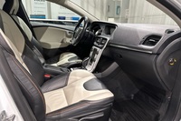 Volvo V40 Cross Country vaihtoauto