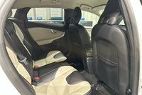 Volvo V40 Cross Country vaihtoauto